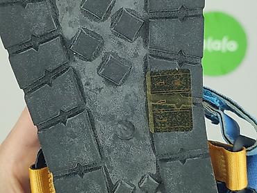 klapki czarne 4f: Sandałki 34, Nowy — 4