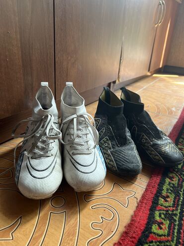настольные теннисные ракетки: Футбольные бутсы air zoom одна сороконожка и шипы белый 1500 Чорный