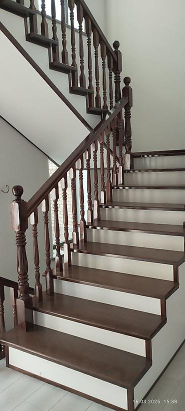 Деревянные лестницы: Деревянная лестница Для дома, Форма лестницы: Прямая, Стиль: Классический — 9