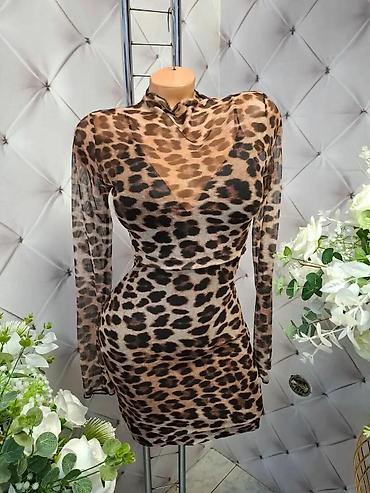 Ženska haljina sa animal printom (leopard) - Kroj: uska mini haljina