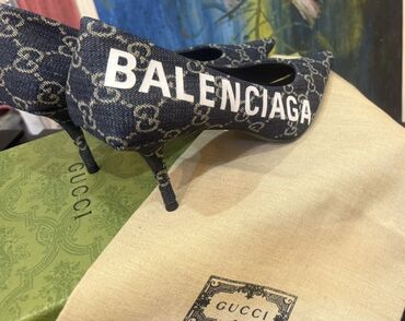 Salonke: Salonke, Balenciaga, 40 — 4