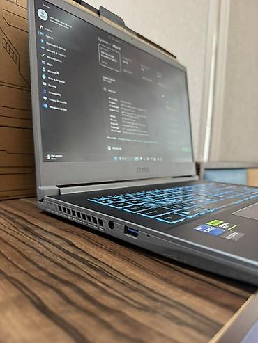 msi: İşlənmiş MSI, 15.6 ", Intel Core i5, 512 GB, Ödənişli çatdırılma — 1