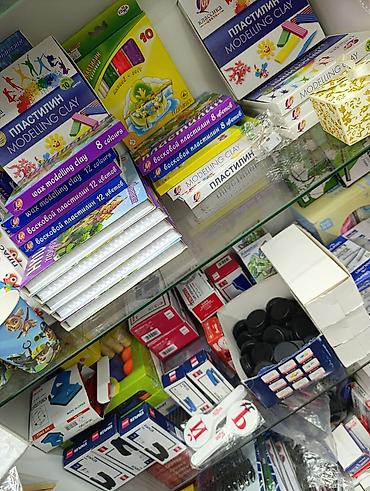 сдаю полку: Продаю полку для магазина с подсветкой 5полок(стеклянные)+1полка — 3
