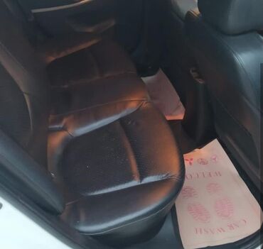 Hyundai: Hyundai Accent: 1.6 l | 2010 il Sedan — 9