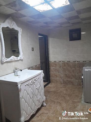Günlük kirayə evlər: 60 kv. m, 5 otaqlı — 12