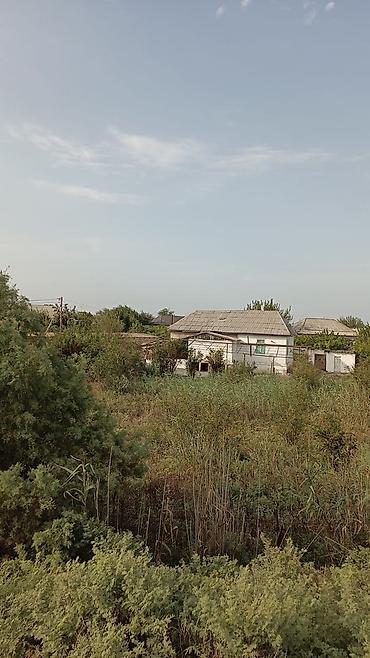 nzs qesebesinde 3 otaqli ev type 1: 4 otaqlı, 2 kv. m, Kredit yoxdur, Orta təmir — 6