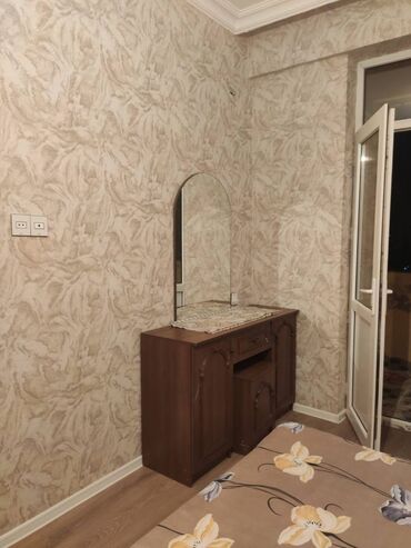 Uzunmüddətli kirayə mənzillər: Mənzil əşyalı kirayə verilir. 2 otaqdır, əşyalı, 14.9 mərtəbə -da lalafo.az — 8 Uzunmüddətli kirayə mənzillər: Mənzil əşyalı kirayə verilir. 2 otaqdır, əşyalı, 14.9 mərtəbə — 8