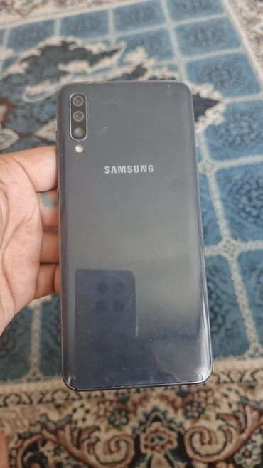 вытяжка 1000 куб м: Samsung Galaxy A70, 128 GB, rəng - Qara, İki sim kartlı