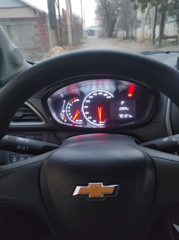 Chevrolet: Chevrolet Spark: 2018 г., 0.1 л, Вариатор, Бензин, Хэтчбэк — 9