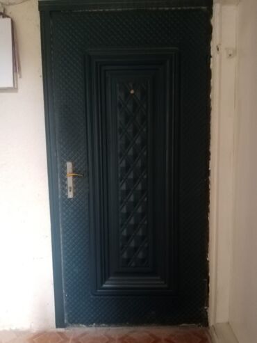 işlenmiş qapılar: Seyf qapi
110azn
9cu mkr 2685 leli