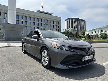 jac s7: Toyota Camry: 2018 г., 2.5 л, Вариатор, Гибрид, Седан — 3