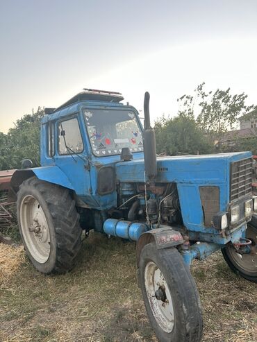 продажа трактор: Tecili satilir . 4 disk tezediGöy rəngli bu traktor kənd təsərrüfatı