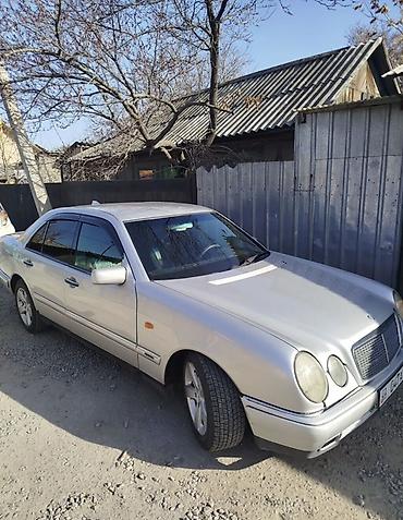 Mercedes-Benz: Mercedes-Benz E-Class: 1996 г., 2.8 л, Автомат, Бензин, Седан — 4