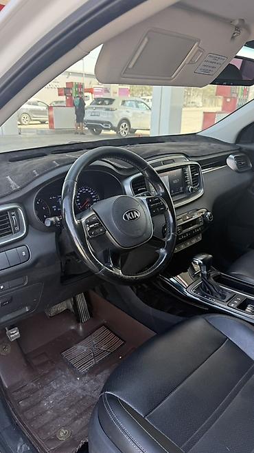 kia sorenta: Kia Sorento: 2017 г., 2 л, Автомат, Бензин, Кроссовер — 5