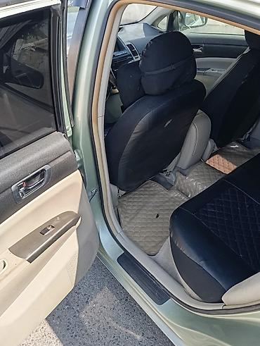 Toyota: Toyota Prius (2-ci nəsil) hibrid hatchback - Kuzov: 5 qapılı — 2