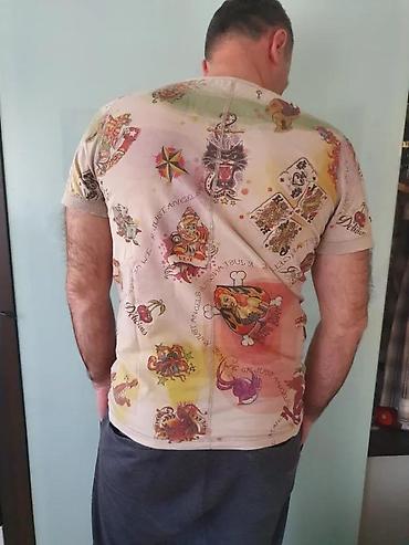 Majice: CUSTO BARCELONA,VEL. XL, WE ARE JUST ANGELS, VEL. L | Svaka po 3000 — 3