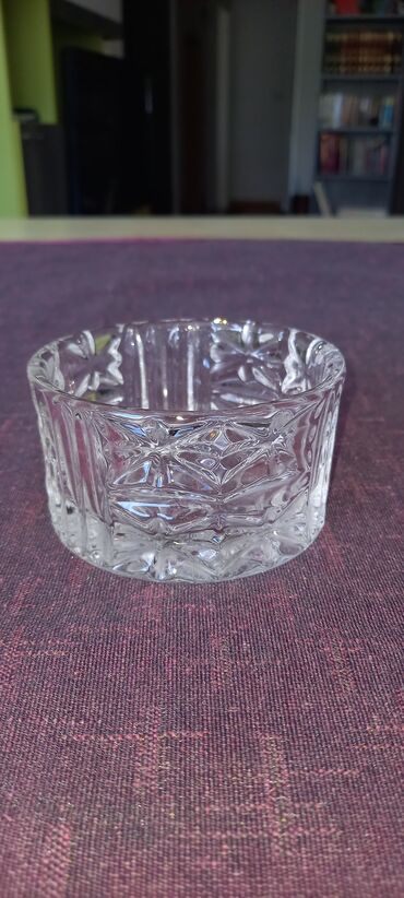 cinija: Prelepa kristalna cinija iz 50-ih za slatko, med, precnik 9cm