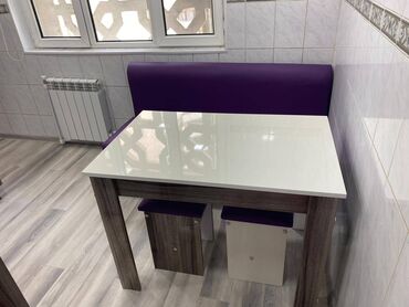 Uzunmüddətli kirayə mənzillər: Yasamal rayonu Elmlər metrosunun yaxınlığında, köhnə tikili 9 — 12