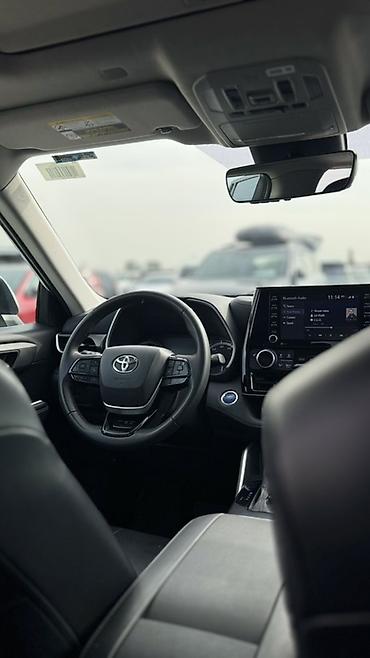 Toyota: Toyota Highlander: 2022 г., 2.5 л, Вариатор, Гибрид, Кроссовер — 8
