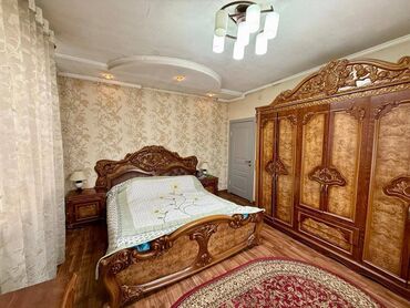 продаю дом ак өргө: Дом, 140 м², 5 комнат, Агентство недвижимости, Косметический ремонт