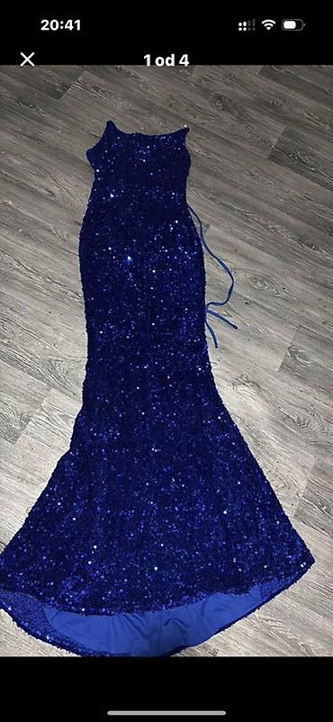 Elegantna duga haljina sa šljokicama – kraljevsko plava - Model: uska