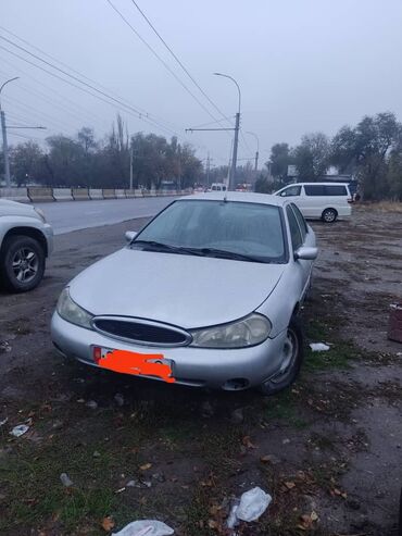 lincoln town car: Ford Mondeo: 1998 г., 2 л, Бензин