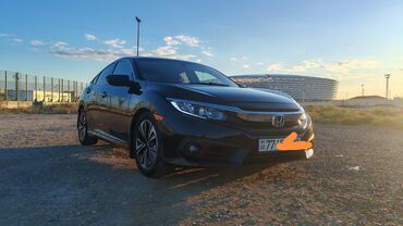 Honda: Honda Civic: 1.5 l | 2016 il Sedan — 10