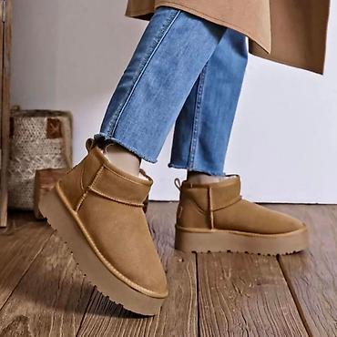 metro obuca trstenik: Ugg classic mini čizmice NOVO Novo Brojevi 36 do 41 fb Moja — 1