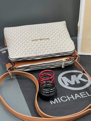 Torbe: Cena 4100 din — 4