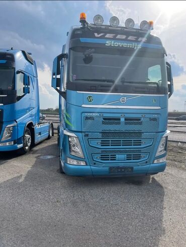 купить автомобиль маз в бишкеке: Тягач, Volvo, 2017 г.