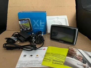 GPS za auto: Navigacija TomTom XL LIVE; TomTom XL Live navigacioni uređaj sa — 7