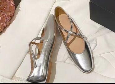 обувь магазин: Продаю новые трендовые балетки размер 37,5-38