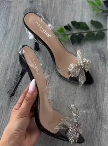 stefano obuca tabela velicina: Sandals, Alexander McQueen