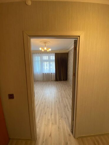 Köhnə tikili: Bakı, Bakıxanov qəs., 2 otaqlı, Köhnə tikili, m. Neftçilər, 70 kv. m — 8