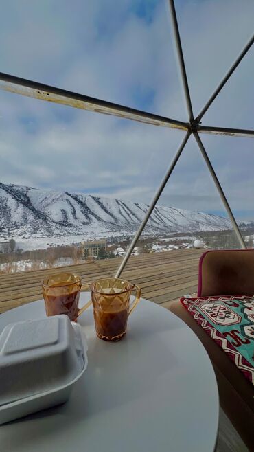 Аренда юрт: Купольные глемпинги в горах - Прозрачные геокупола на приподнятых — 1