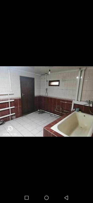 Продажа коттеджей и домов: Продаётся дом плюс участок в районе рынка Баят. Общая площадь 140 м2 — 18