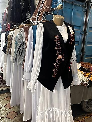 Другие жилеты: Другие жилеты XS, S, M, цвет - Черный — 1