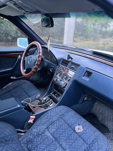 210 cdi: Mercedes-Benz C-Class: 1994 г., 2.2 л, Механика, Бензин, Седан — 8