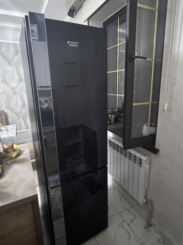 сколько стоит мотор холодильника: Холодильник Hotpoint 4DOOR (линейка Piston) с зеркально‑черным