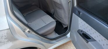 Hyundai: Hyundai Getz: 2003 г., 1.4 л, Механика, Бензин, Хэтчбэк — 9