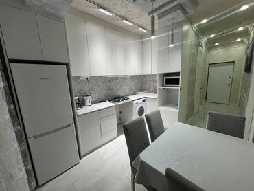 Uzunmüddətli kirayə mənzillər: Xətai metrosu yaxınlığı,Park Azure yaşayış kompleksində,20 — 7