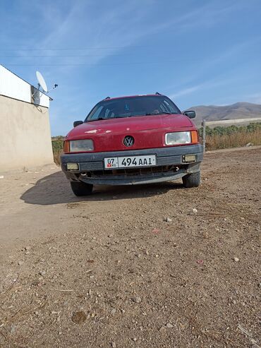 corolla runx: Volkswagen Passat: 1990 г., 1.8 л, Механика, Бензин, Универсал