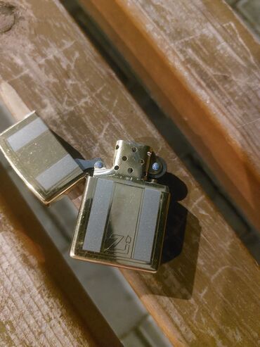 qaqa desti: Metal korpuslu klassik benzinli çaxmaq daşı alovlandırıcı orginal