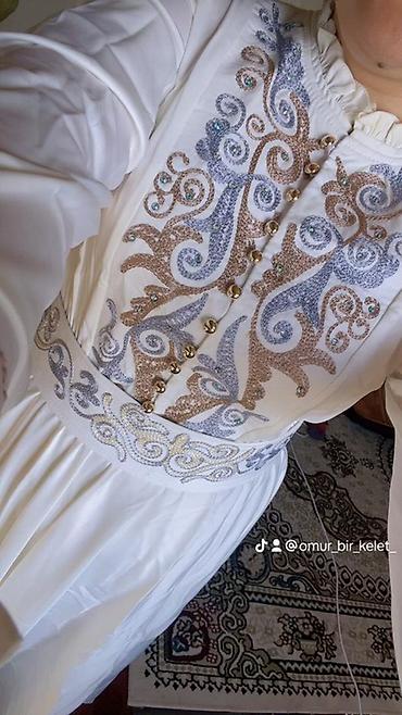 этно куртки: Платье в этническом стиле с вышивкой и поясом - Цвет: молочный/айвори — 3