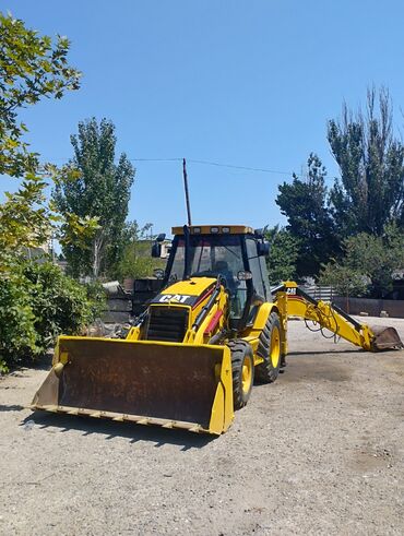 Навесная сельхозтехника: CAT 428D modeli ekskavator gidravlik nasosu yoxdur her şeyi işləkdir