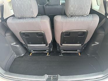 приём катализатора: Toyota Avensis Verso: 2004 г., 2 л, Механика, Дизель, Минивэн — 5