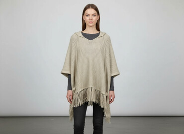 ariana grande ubrania: Women`s poncho, size One size
