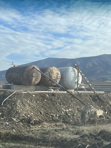 водяной бак: Бак, Металл, 5000 л. л, Б/у, Самовывоз