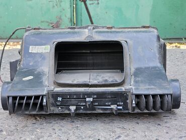 Другие детали вентиляции, охлаждения и отопления: Корпус печки Renault Midliner S170, 1987г.в. Оригинал б/у, из — 3