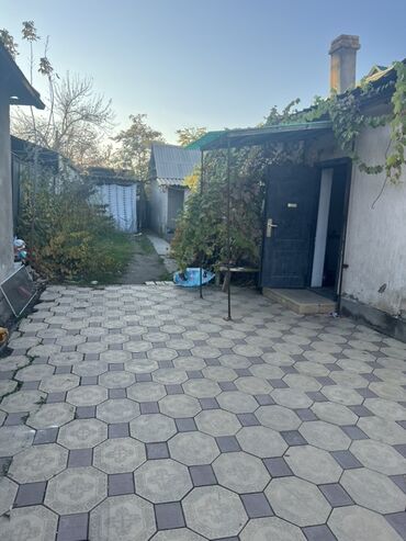 сдаю дом в бишкеке: Сдаю дом в аренду в центре